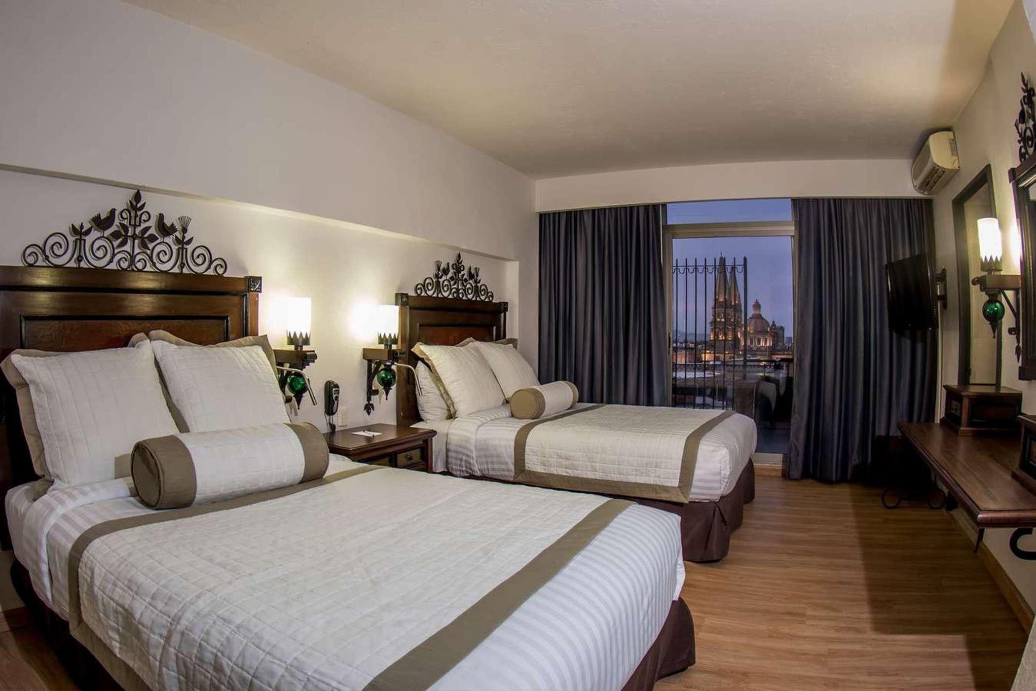 Hotel Fenix Guadalajara Exteriér fotografie